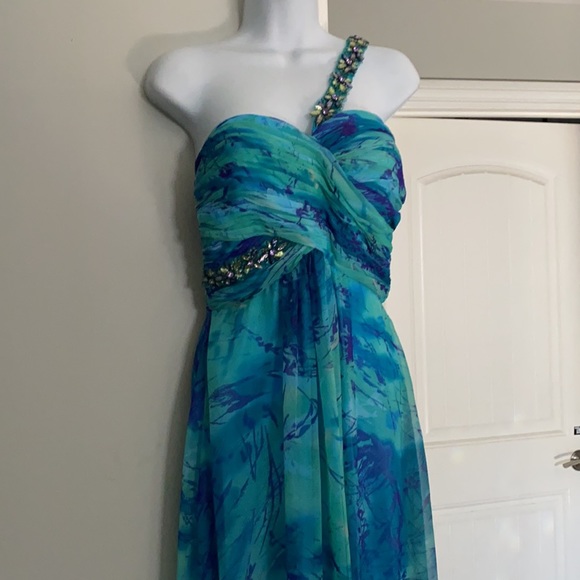 Cache Party Dress 👗 - Picture 2 of 5